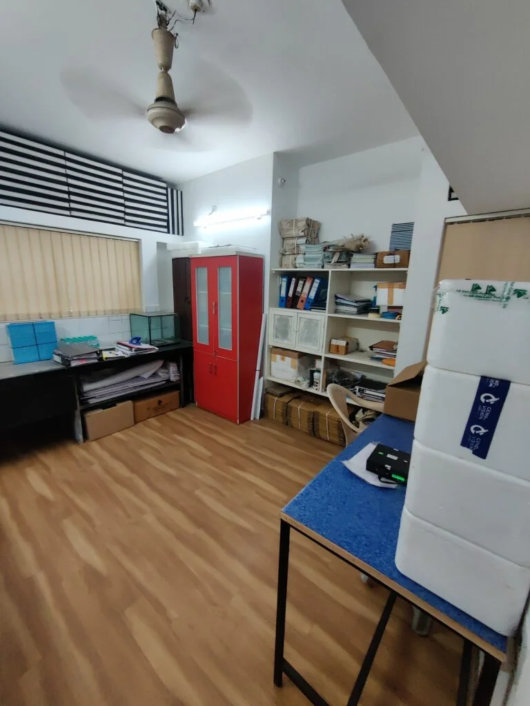 LK Vet Care Pune: Interior of a veterinary clinic waiting room.